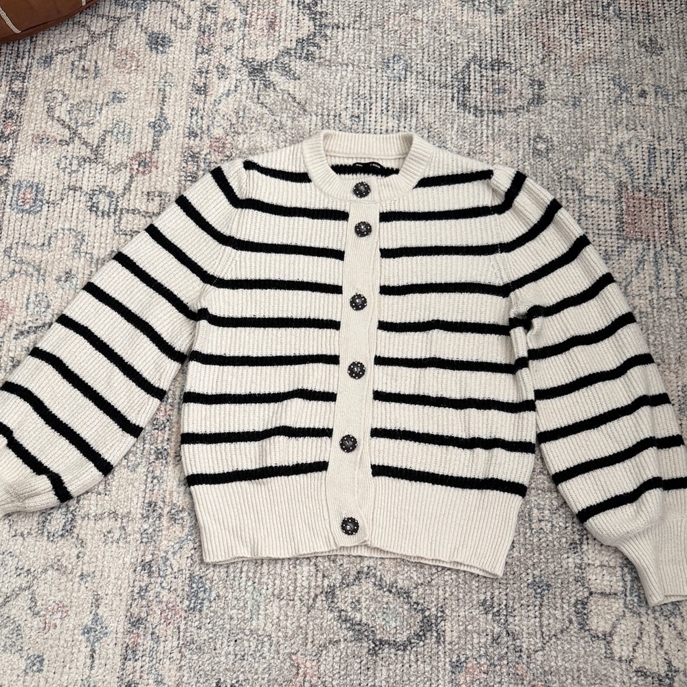 Who What Wear Black and White Striped Cardigan with Puff Sleeves